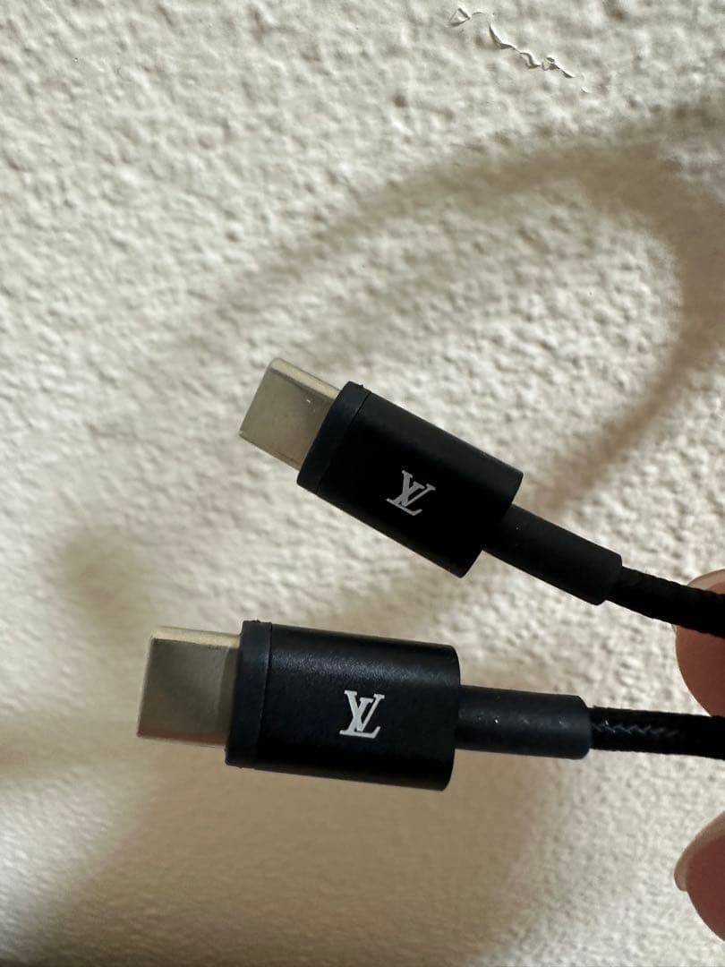 ルイヴィトン ホライゾン ライトアップイヤホン Louis Vuitton