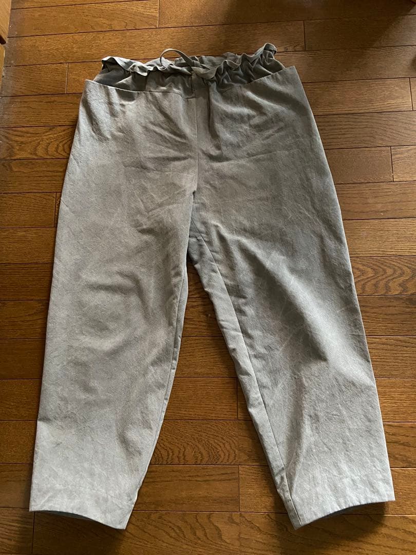 えみおわす　パンツ