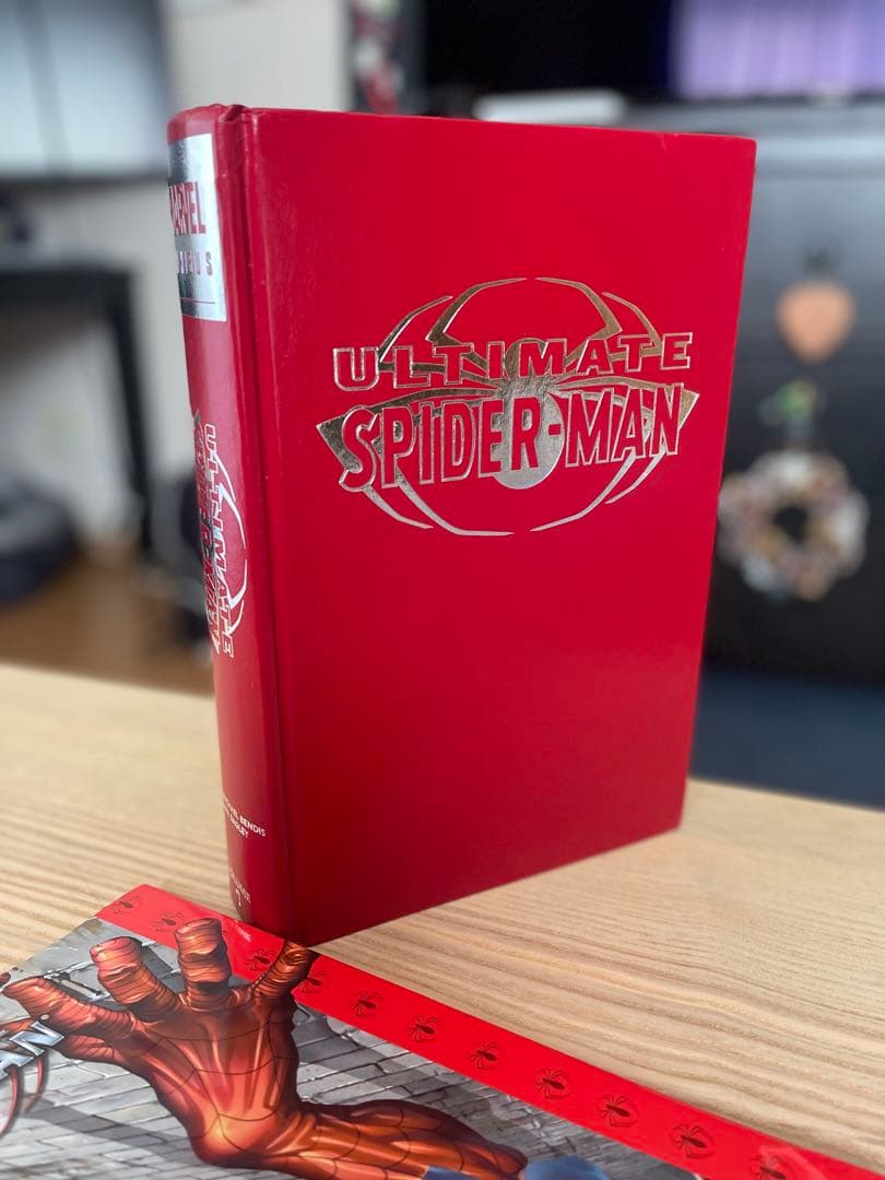 洋書 Ultimate Spider-Man Volume 1 Omnibus