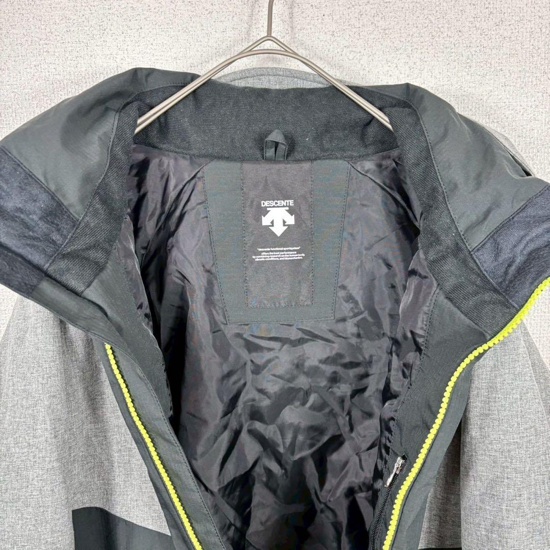 デサント セットアップ　男性　メンズ　 上下　スキーウェア　M