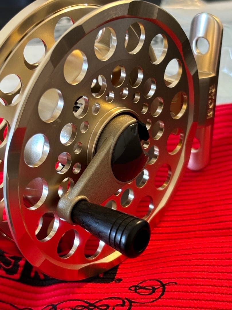 リール RYOBI  Chinu 808GL/SPECIAL