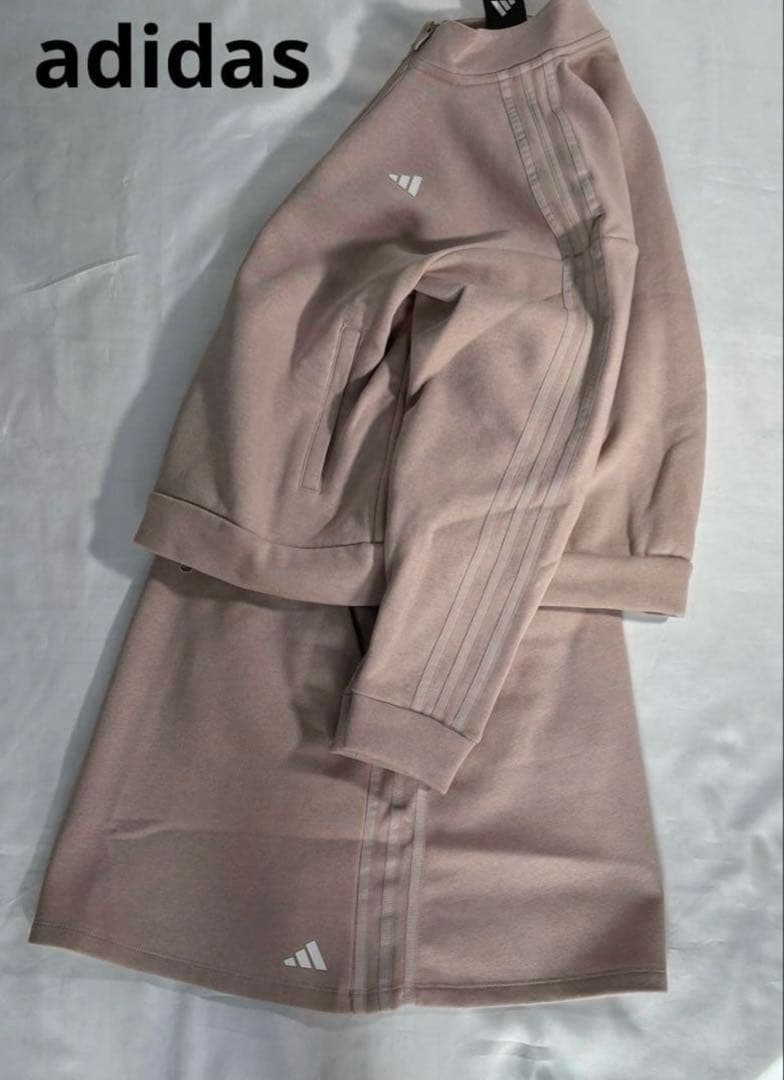 未使用adidas くすみピンク　スウェット裏起毛セット トラックジャケット