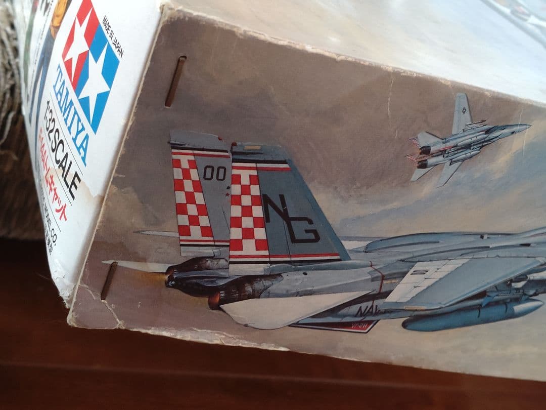 【タミヤ】1/32 グラマン F-14A トムキャット 未使用品