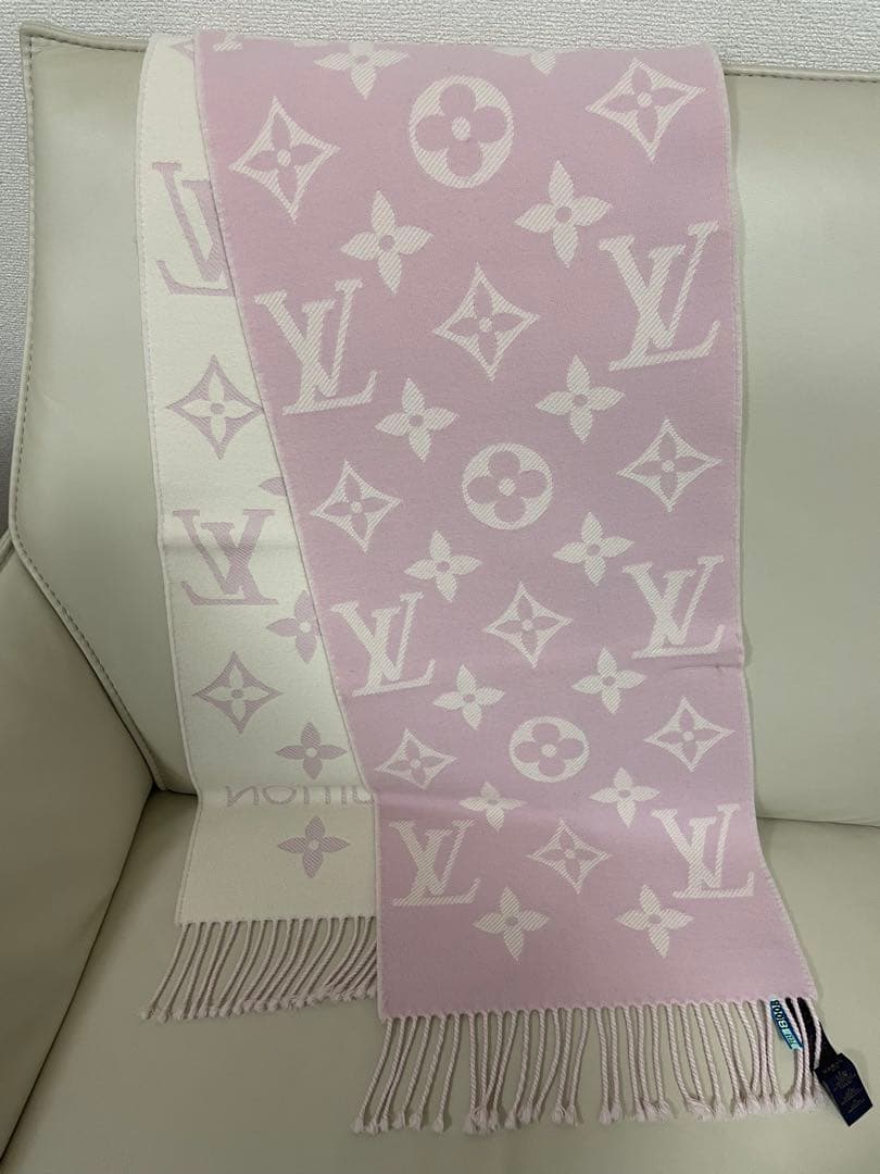 LOUIS VUITTON ロゴマフラー ピンク/ホワイト　クリーニング済み