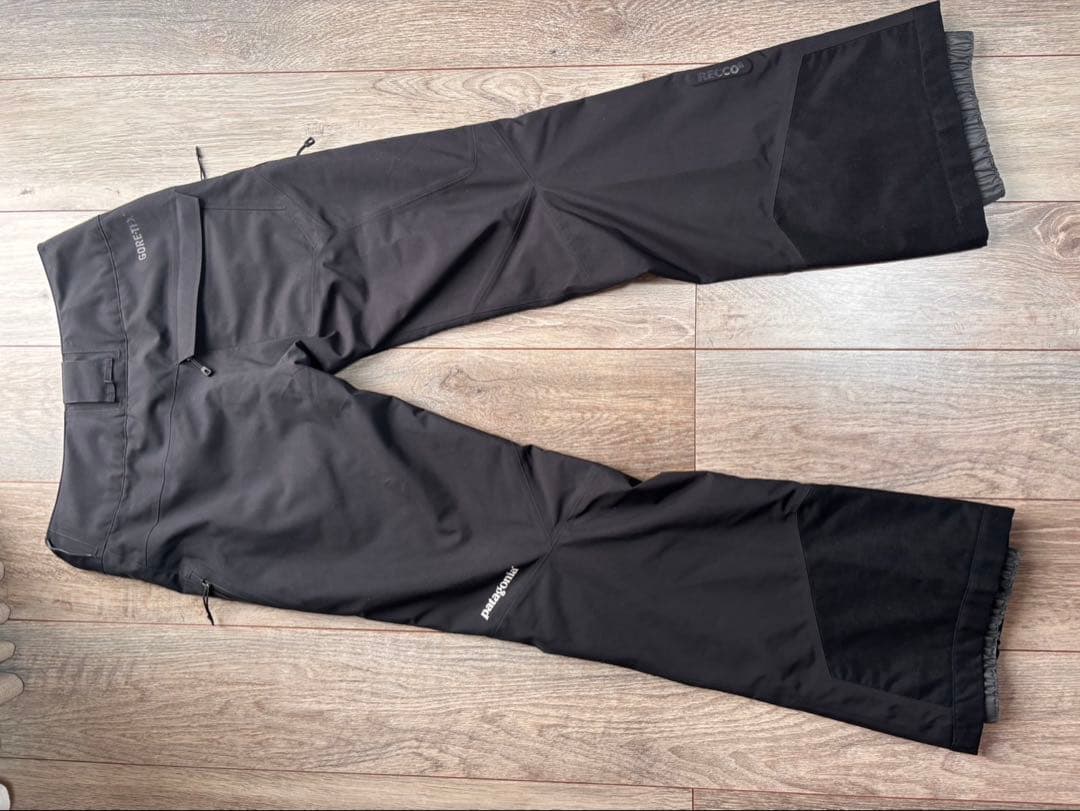 パタゴニア　スノーパンツ　レディース　未使用