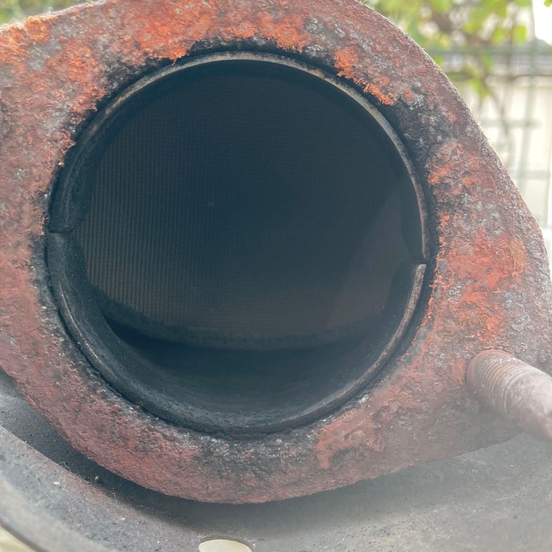 R32GT Rフロントパイプと触媒コンバーター