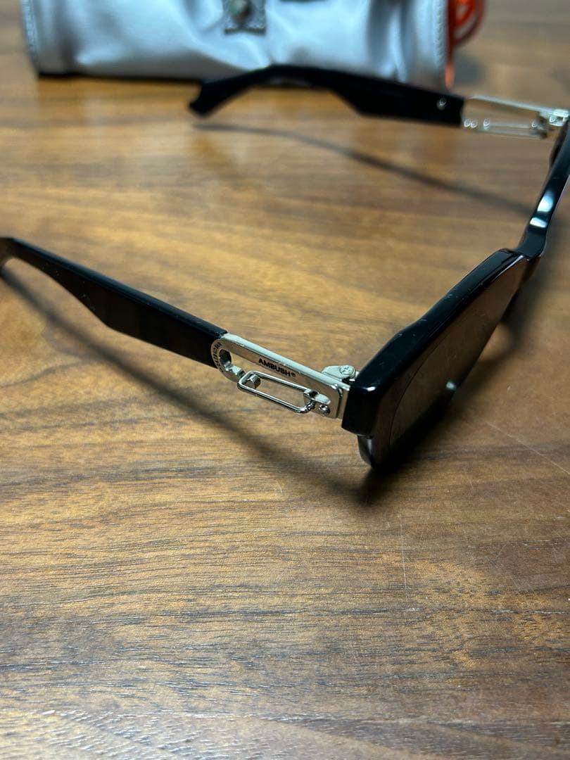 GENTLE MONSTER ジェントルモンスター アンブッシュ　カラビナ