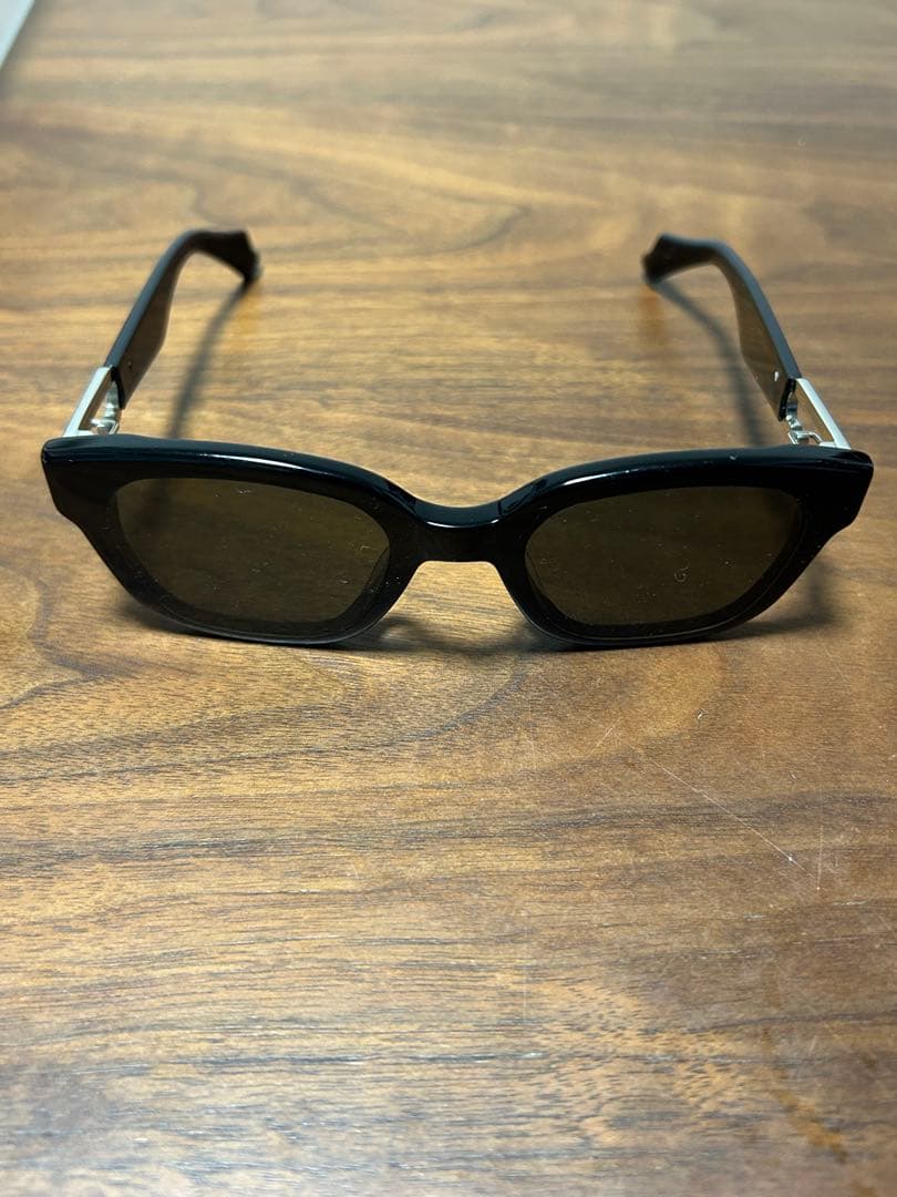 GENTLE MONSTER ジェントルモンスター アンブッシュ　カラビナ