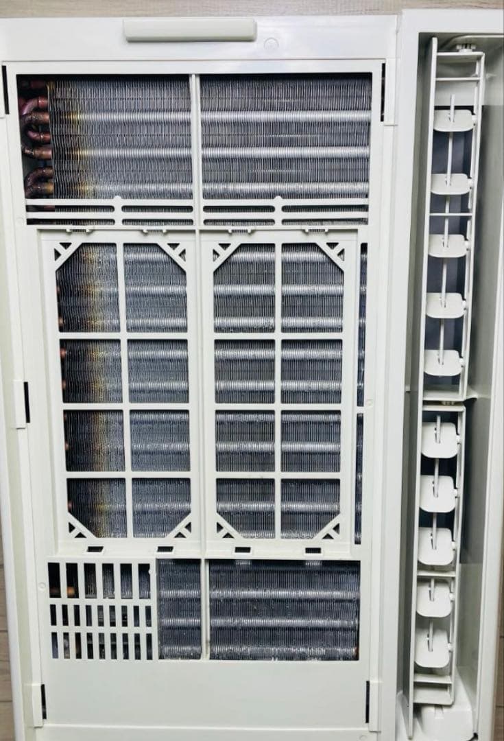 CORONA☆窓枠ウインドエアコン☆CW-1819☆2019年製(枠付き)