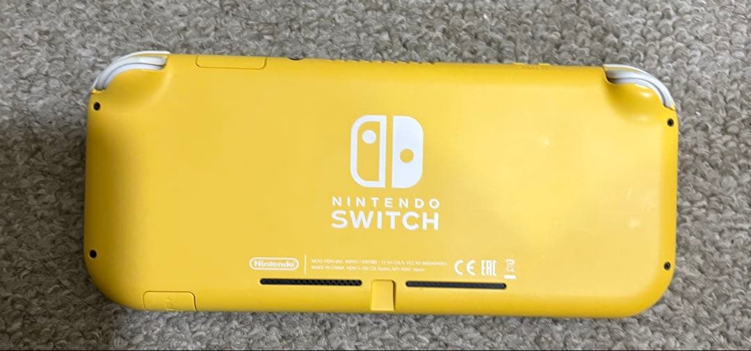 Nintendo Switch Lite イエロー ②