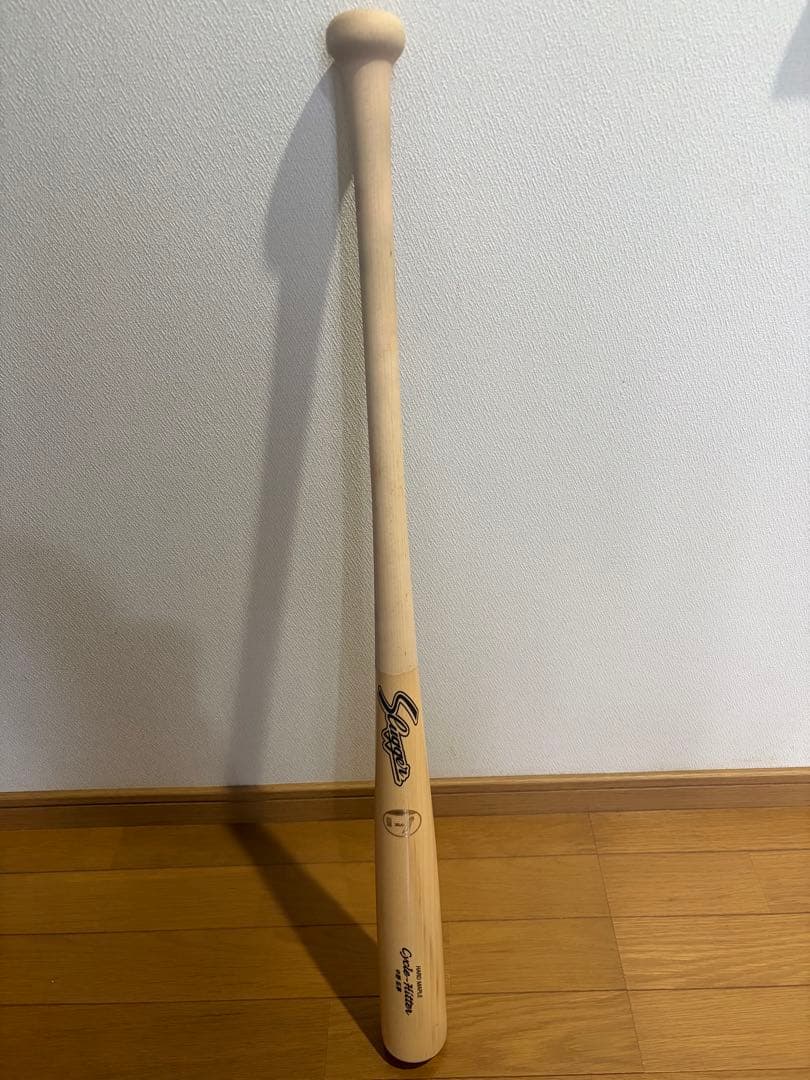 も*助様 NPB 中野拓夢　♯51 野球木製バット　プロ支給品