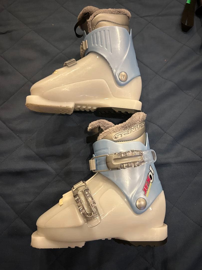 100 110 子供 スキーセット swallow ジュニアスキー