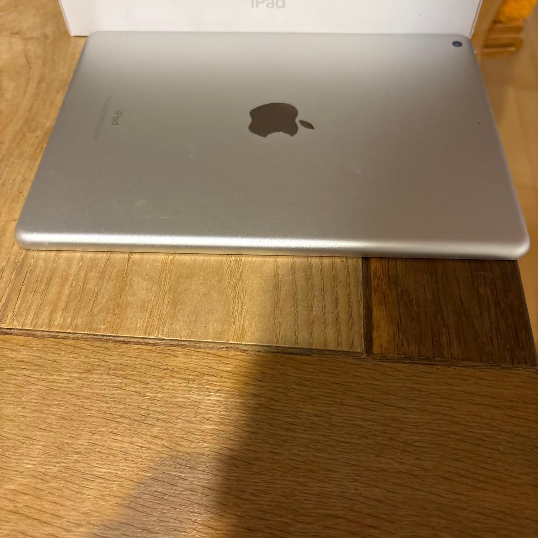 ＊Apple iPad第6世代32GB Wi-Fiモデル MR7G2J/A＊