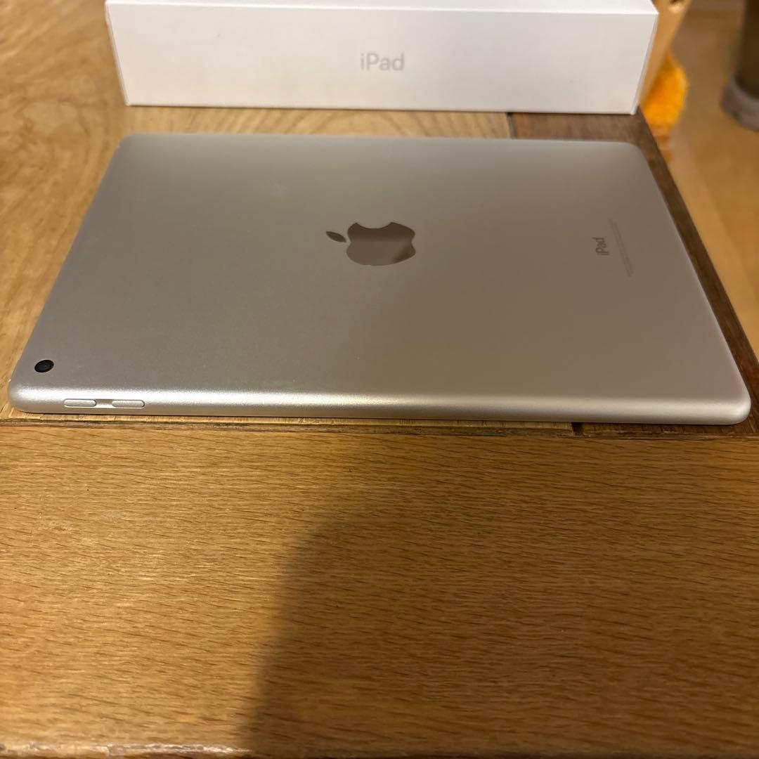 ＊Apple iPad第6世代32GB Wi-Fiモデル MR7G2J/A＊