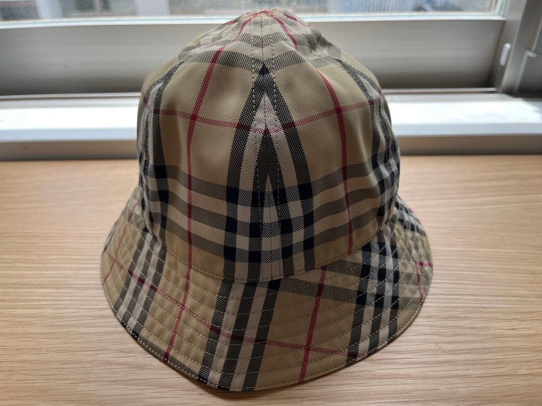 期間限定値下げ【新品未使用】BURBERRY バケットハットS イタリア製