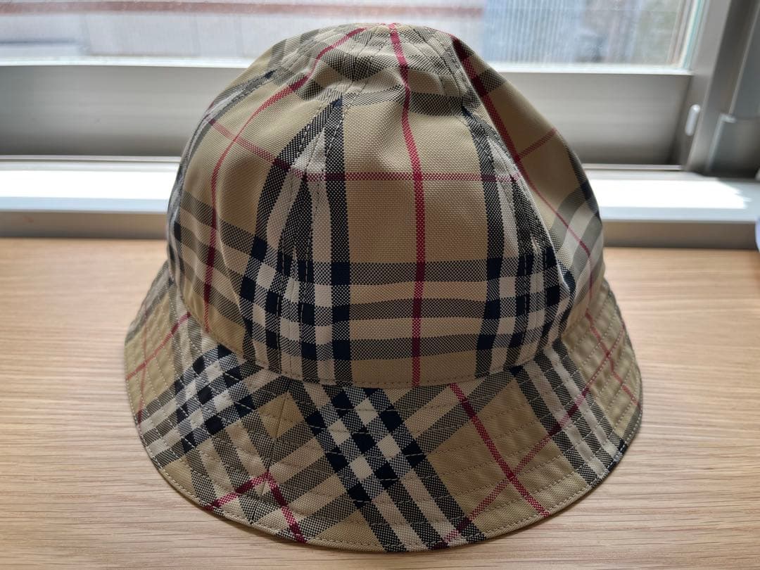 期間限定値下げ【新品未使用】BURBERRY バケットハットS イタリア製