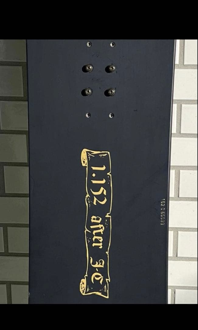 スノーボード 板　黒ゴールド 1/2 after 9 152cm