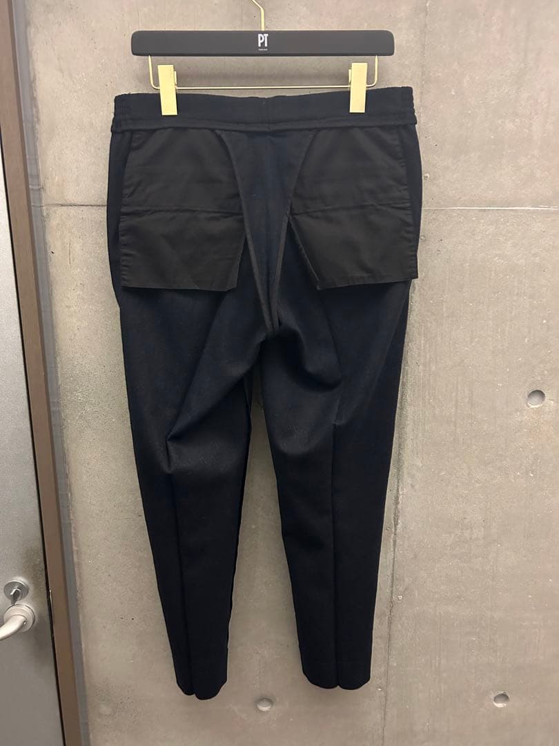 ニ*ス様 ジャブスアルキヴィオ　マサッチョ　ワンプリーツ　センタークリース