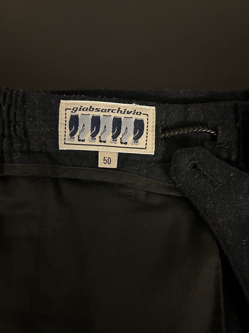 ニ*ス様 ジャブスアルキヴィオ　マサッチョ　ワンプリーツ　センタークリース