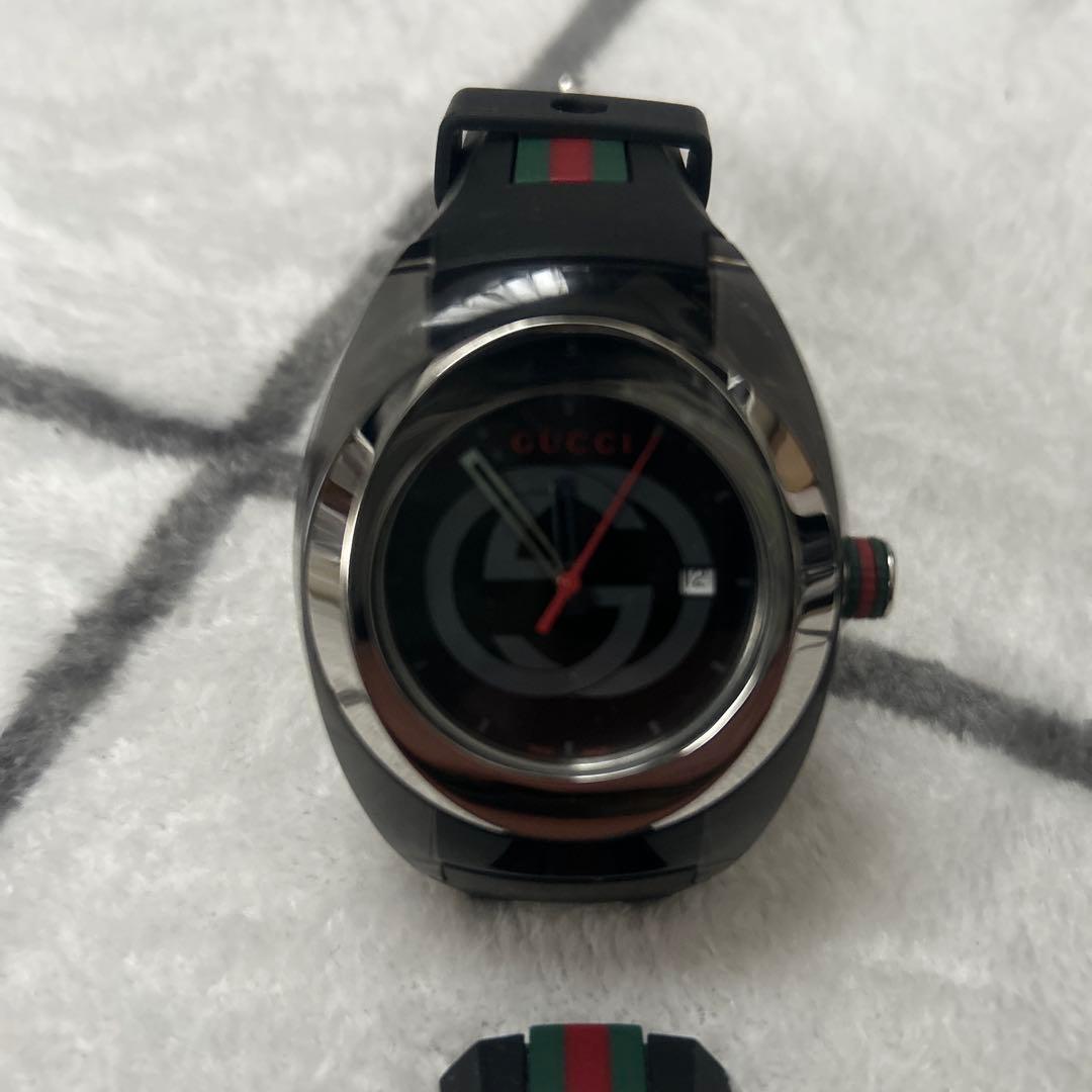 GUCCI 腕時計 ブラック ラバー　新年SALE