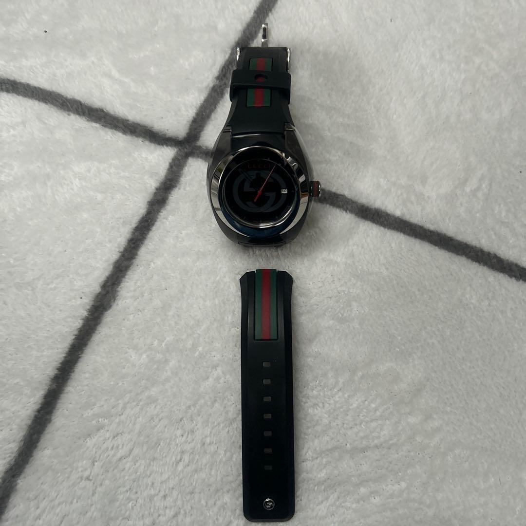 GUCCI 腕時計 ブラック ラバー　新年SALE