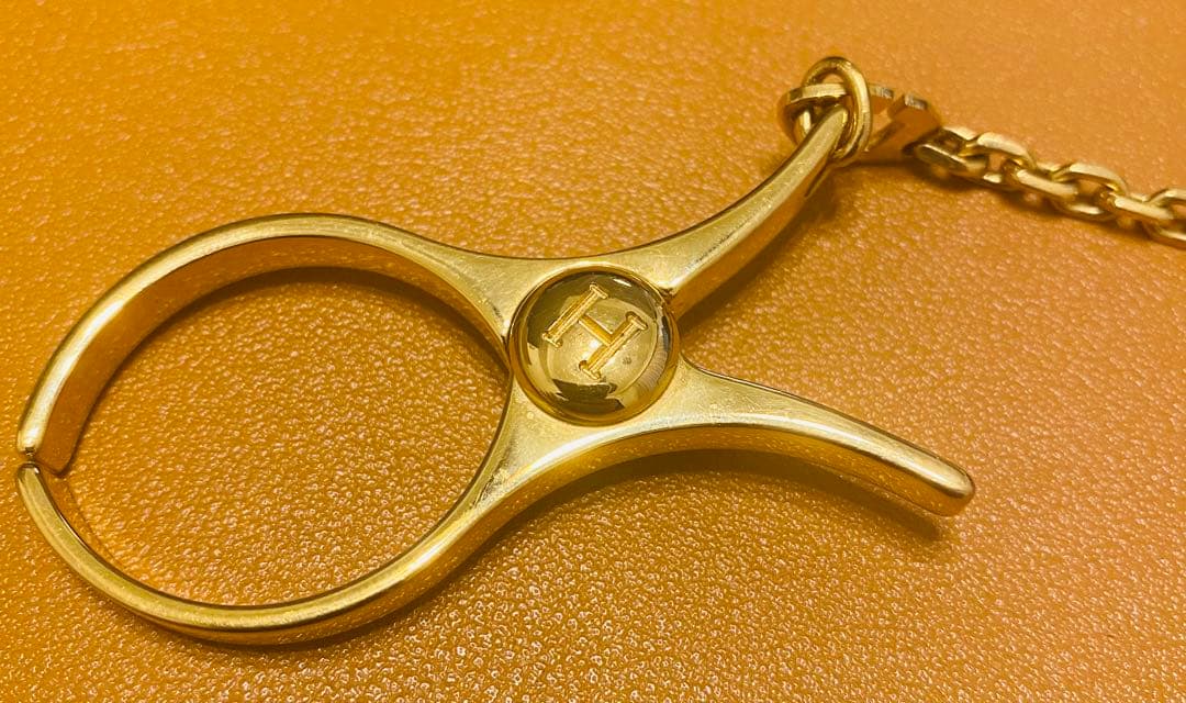 エルメス　グローブホルダー　ゴールド