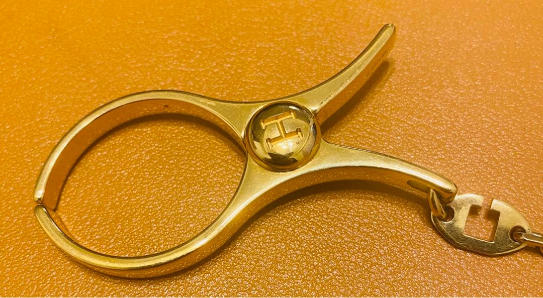 エルメス　グローブホルダー　ゴールド