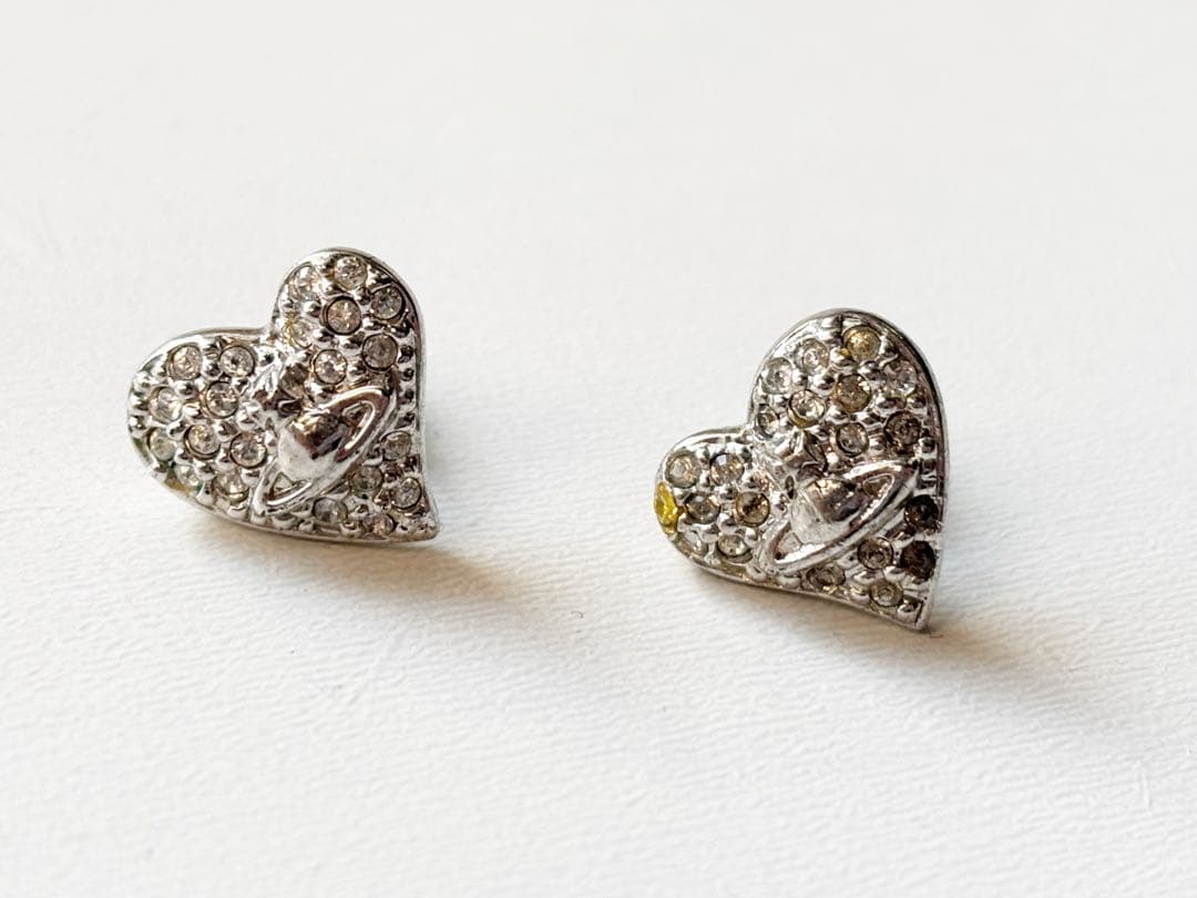Vivienne Westwood 正規品 ピアスTINY DIAMANTE