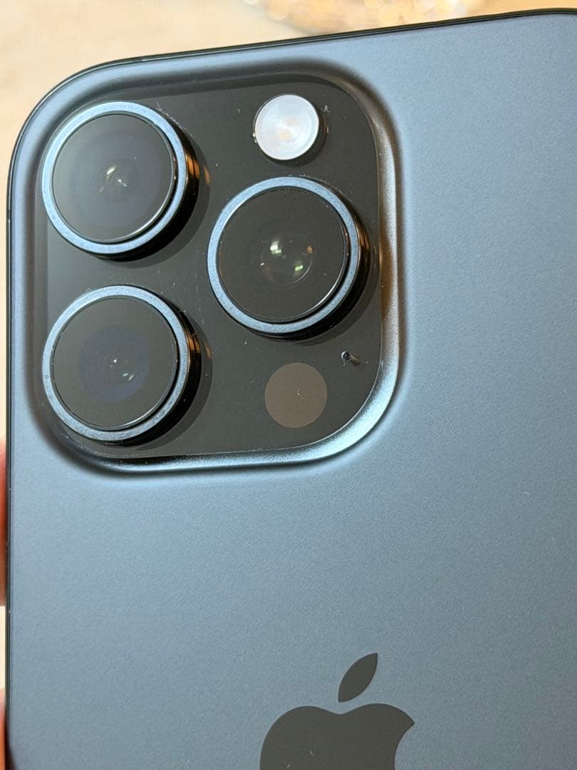 iPhone 16 Pro black 512GB SIMフリー