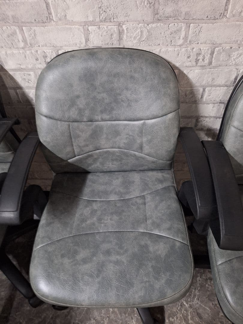 アモスの全自動麻雀卓に使用していた マツオカの椅子 チェアー ミランダ