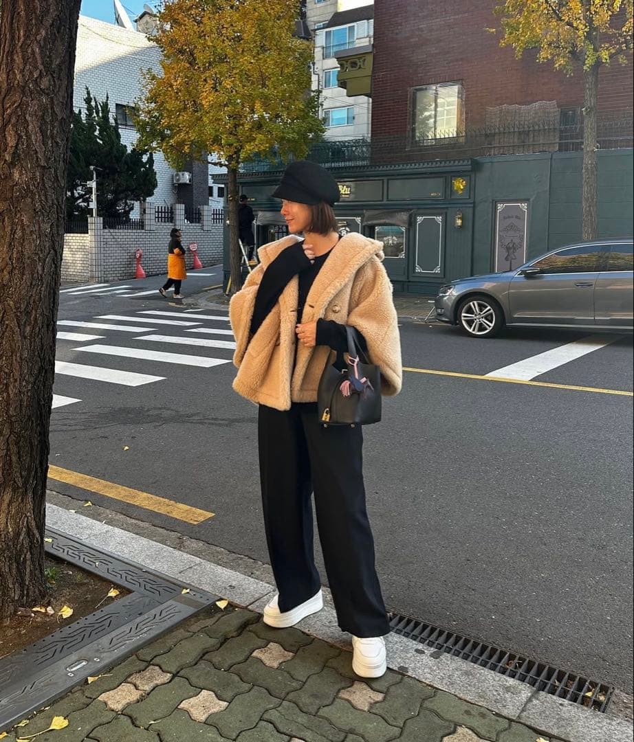 MaxMara マックスマーラ ADESSO テディベア　ケープ