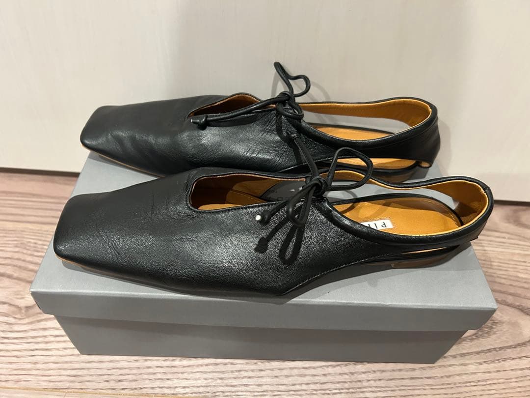 PIPPICHIC ピッピシック アンバーココ スクエアトゥ フラットシューズ