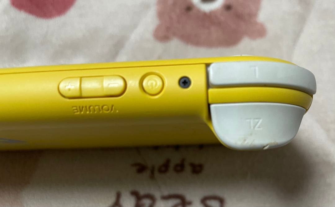 Nintendo Switch Lite イエロー本体【箱&充電器なし】