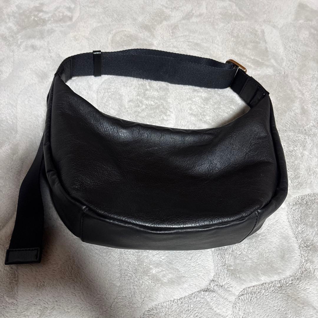 russet ラシット ソフトレザーラウンドショルダーバッグ ゴールド金具