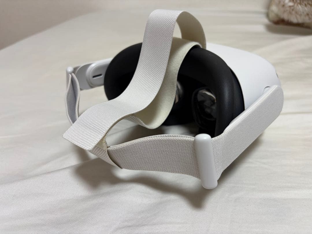  Quest 2 本体＋コントローラー＋付属品一式 初期化済み