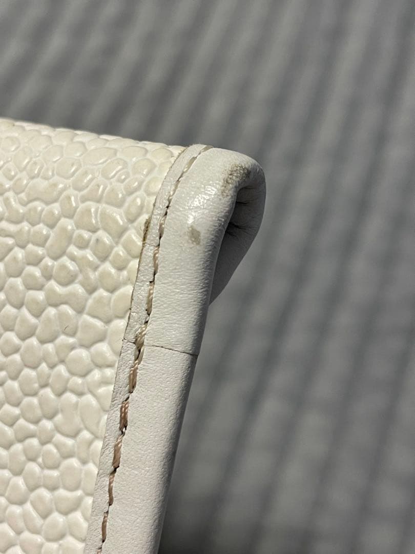 エルベシャプリエ　パスポートケース