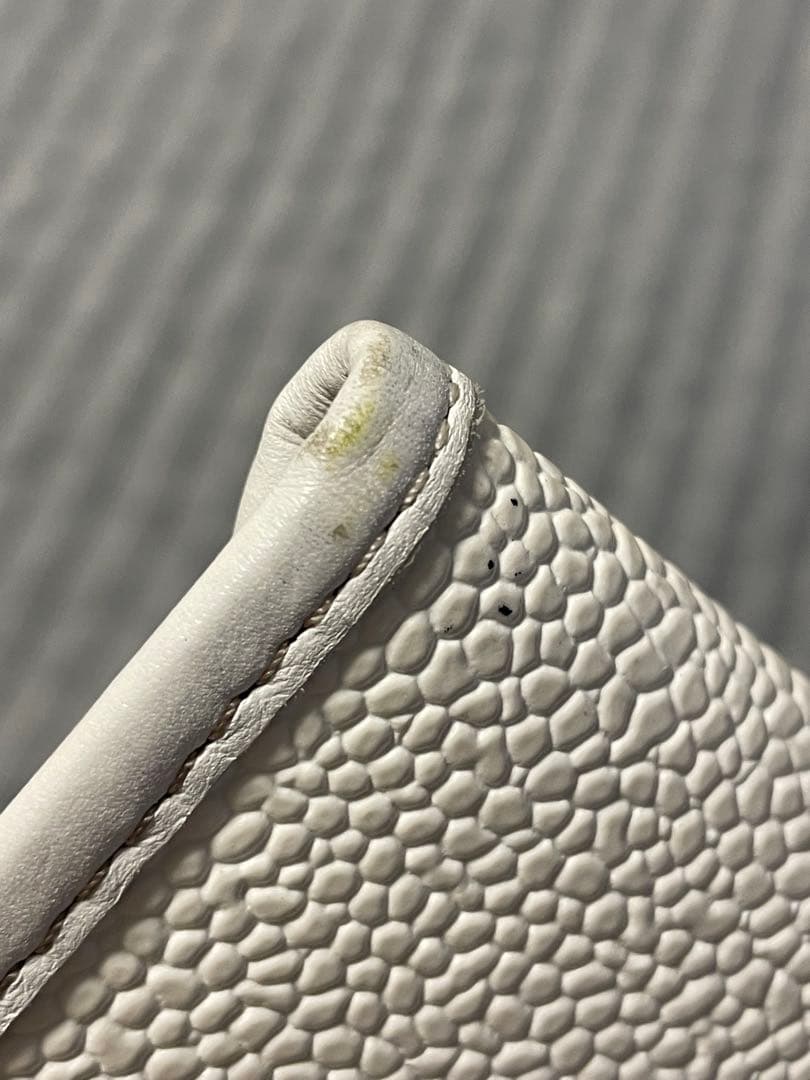 エルベシャプリエ　パスポートケース