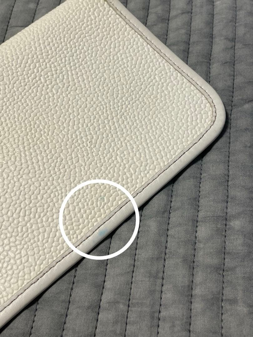 エルベシャプリエ　パスポートケース