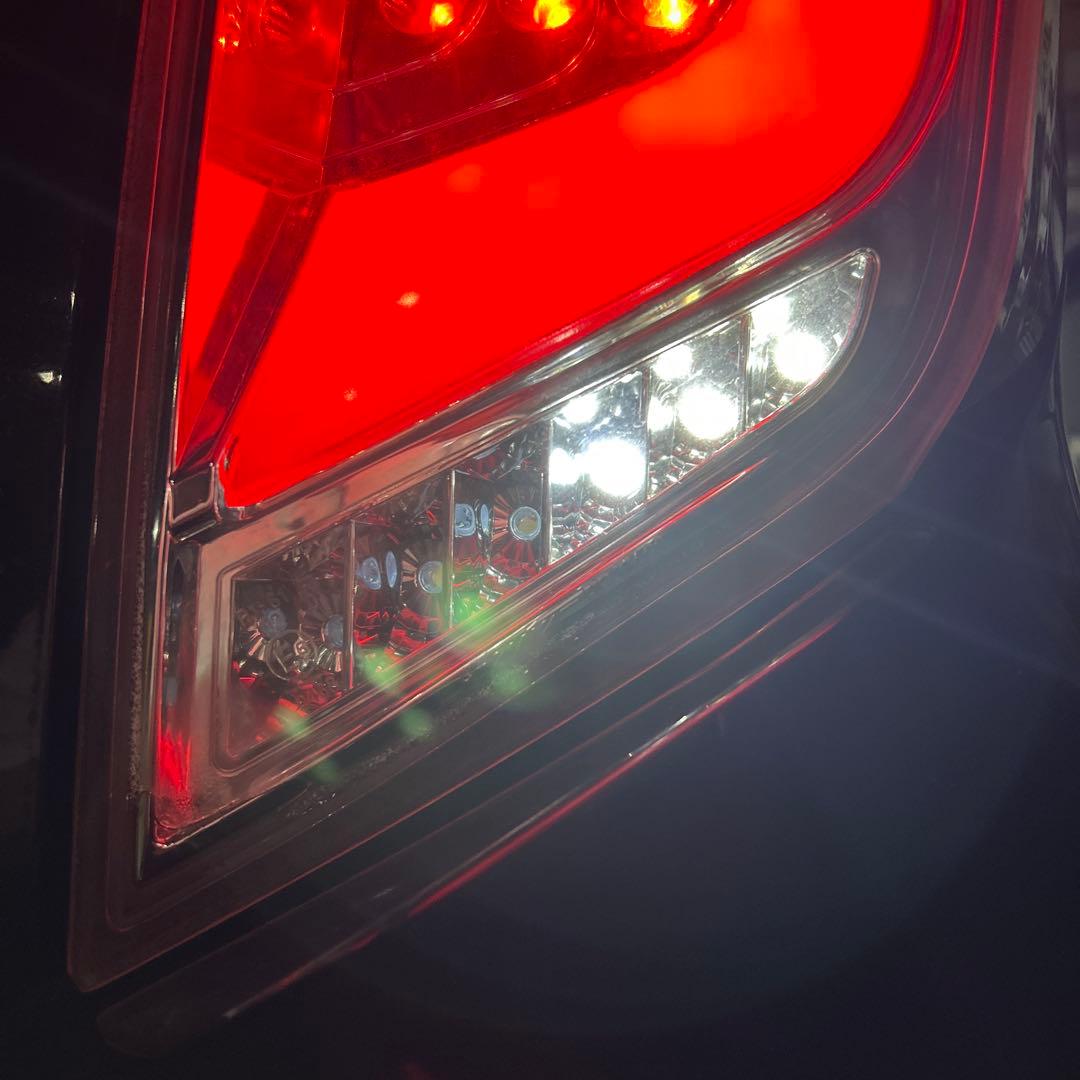 トヨタ　NHP10 AQUA アクア　フルLEDテール　レヴィーア　ジャンク