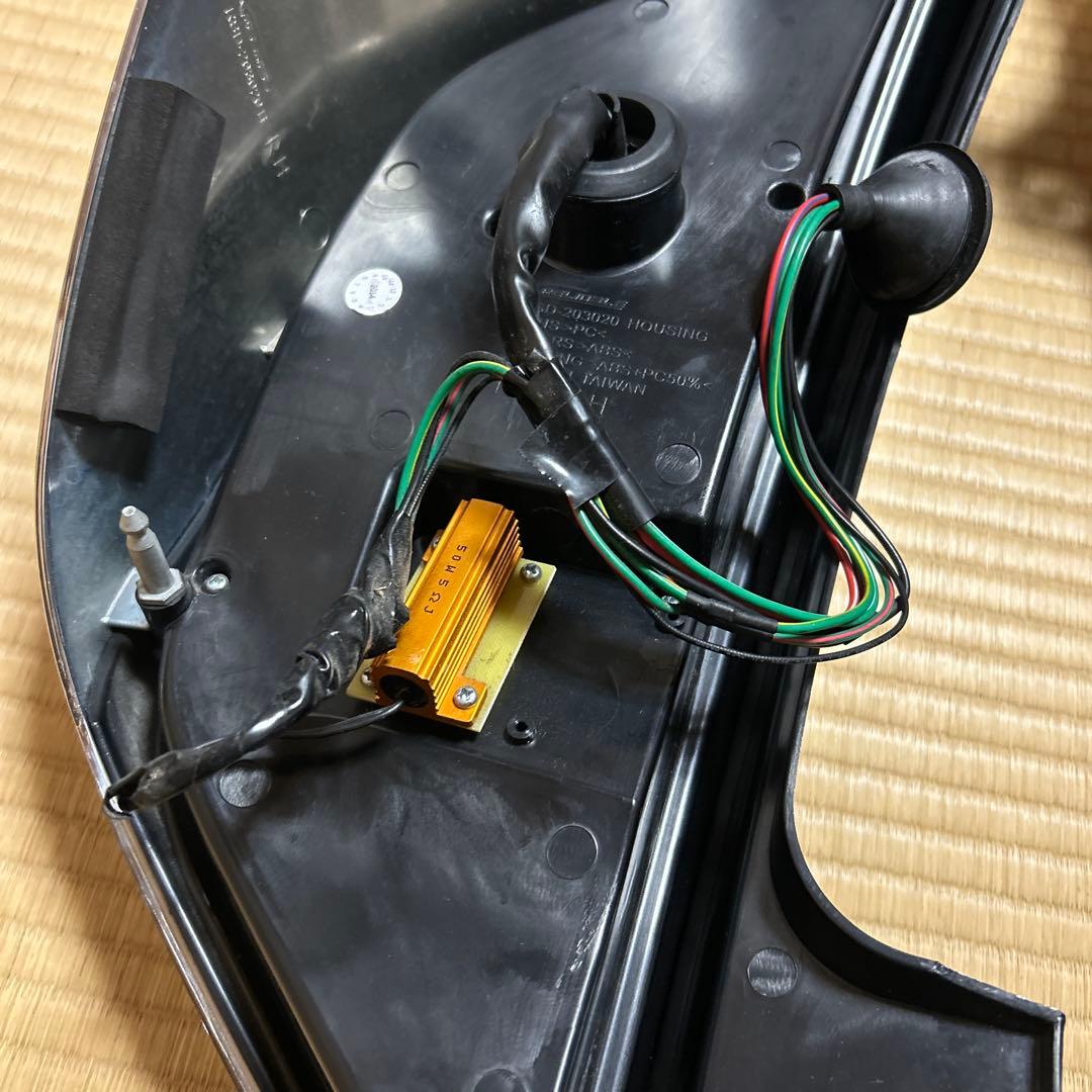 トヨタ　NHP10 AQUA アクア　フルLEDテール　レヴィーア　ジャンク