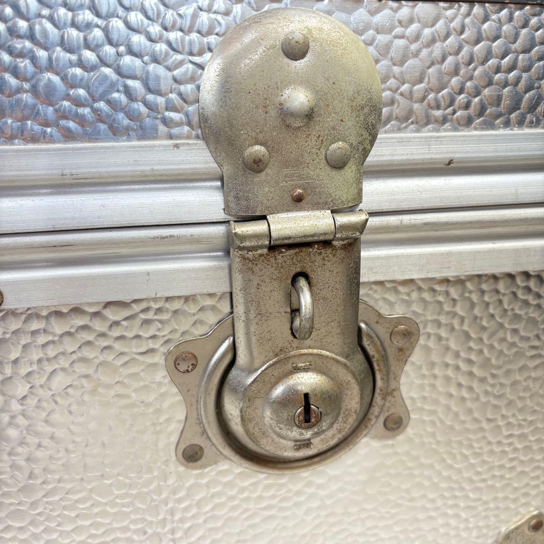 【ヴィンテージ】アルミ大型トランク 船トランク ケース インダストリアル