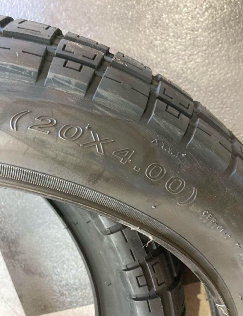 CST ST SCOUT ファットタイヤ_20×4.0とチューブ2本セット