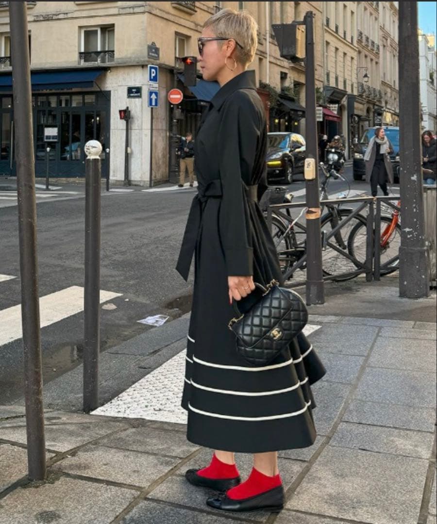 新品未使用　完売品　JENNE 配色フレンチスタイルトレンチコート　ブラック