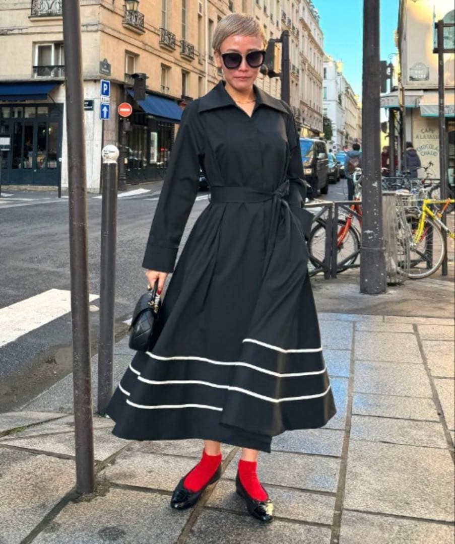 新品未使用　完売品　JENNE 配色フレンチスタイルトレンチコート　ブラック