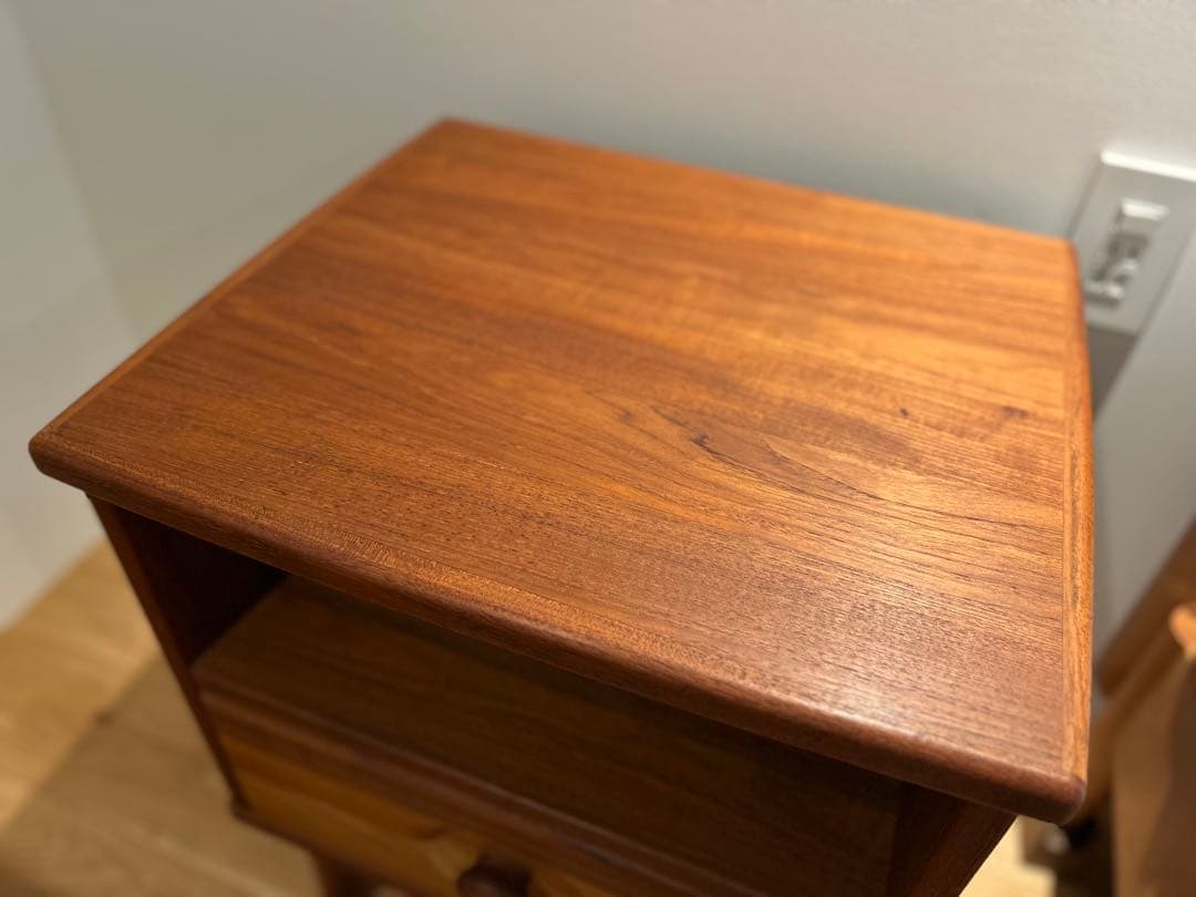 北欧家具 デンマーク トーリングtørring ナイトテーブル