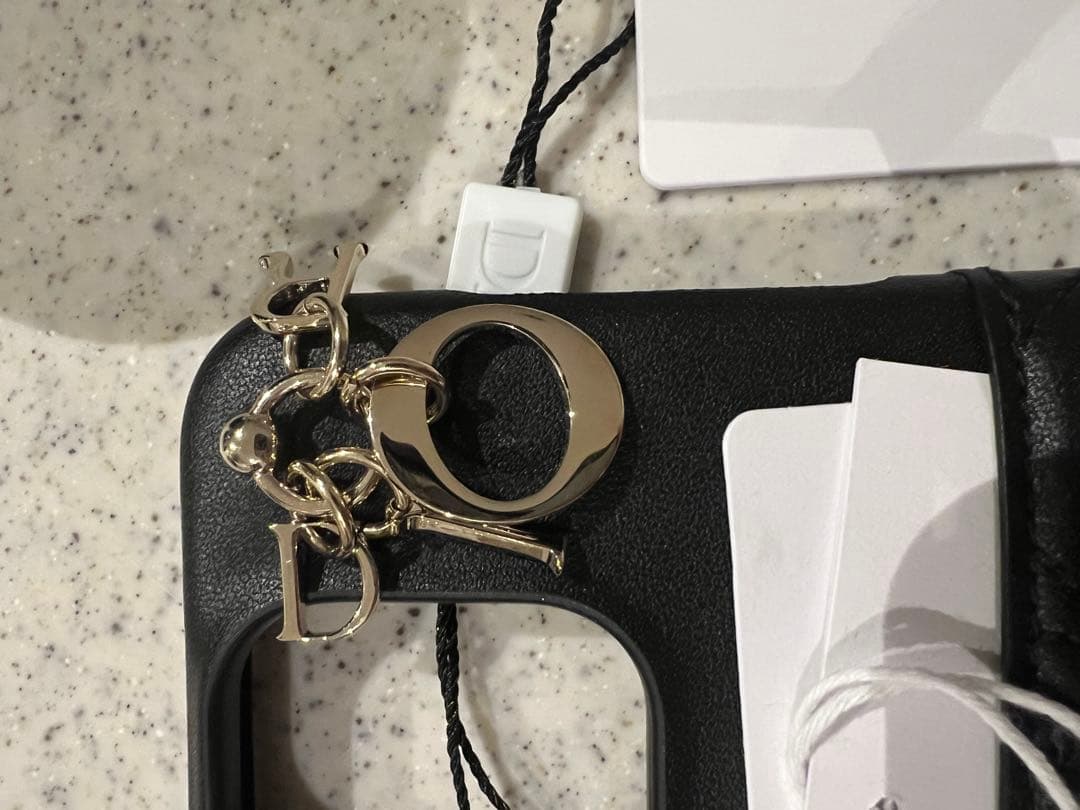 新品　Dior iPhone１５Pro ケース