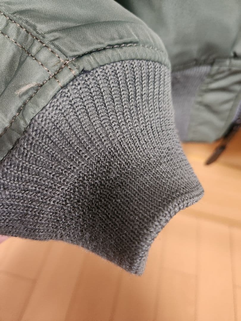 アヴィレックス　MA-1 フライトジャケット　ロゴ　カーキー　XL 短丈