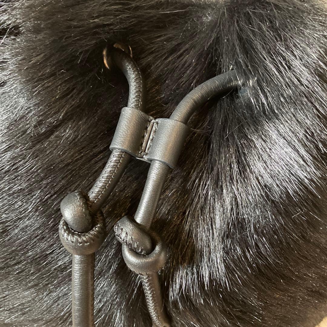 ❤️超美品❤️Theory 羊革　レザー　リアルファー 付きショルダーバック