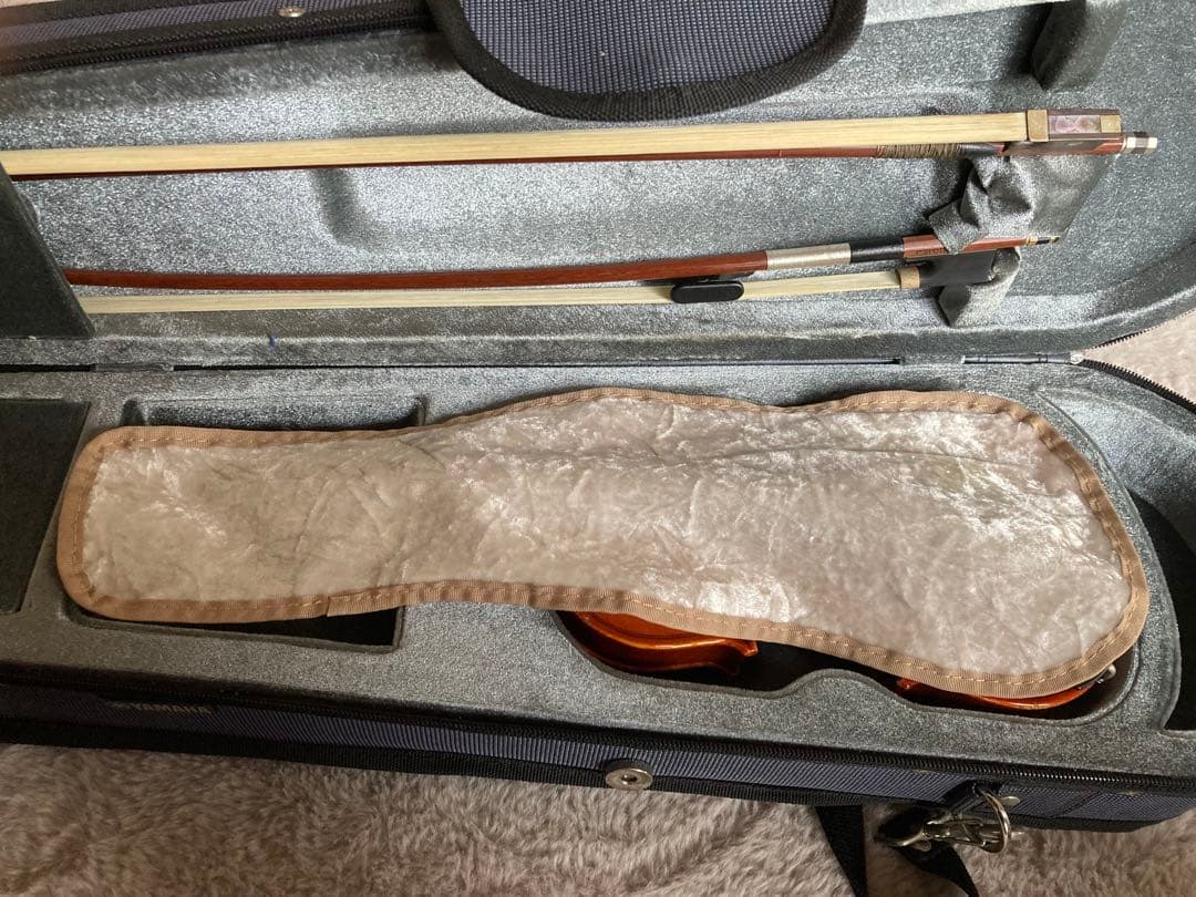 チ*ー様 バイオリン　子供用　10/1サイズ