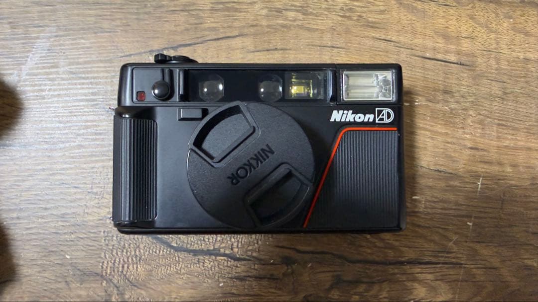 Nikon FE2 ＋ 50mm f/1.4 と Nikon L35AD セット